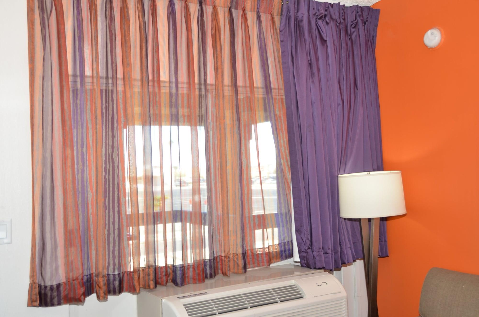 Howard Johnson By Wyndham Yuma Esterno foto